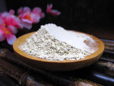 吃三七粉改善肠胃健康也有助祛斑养颜